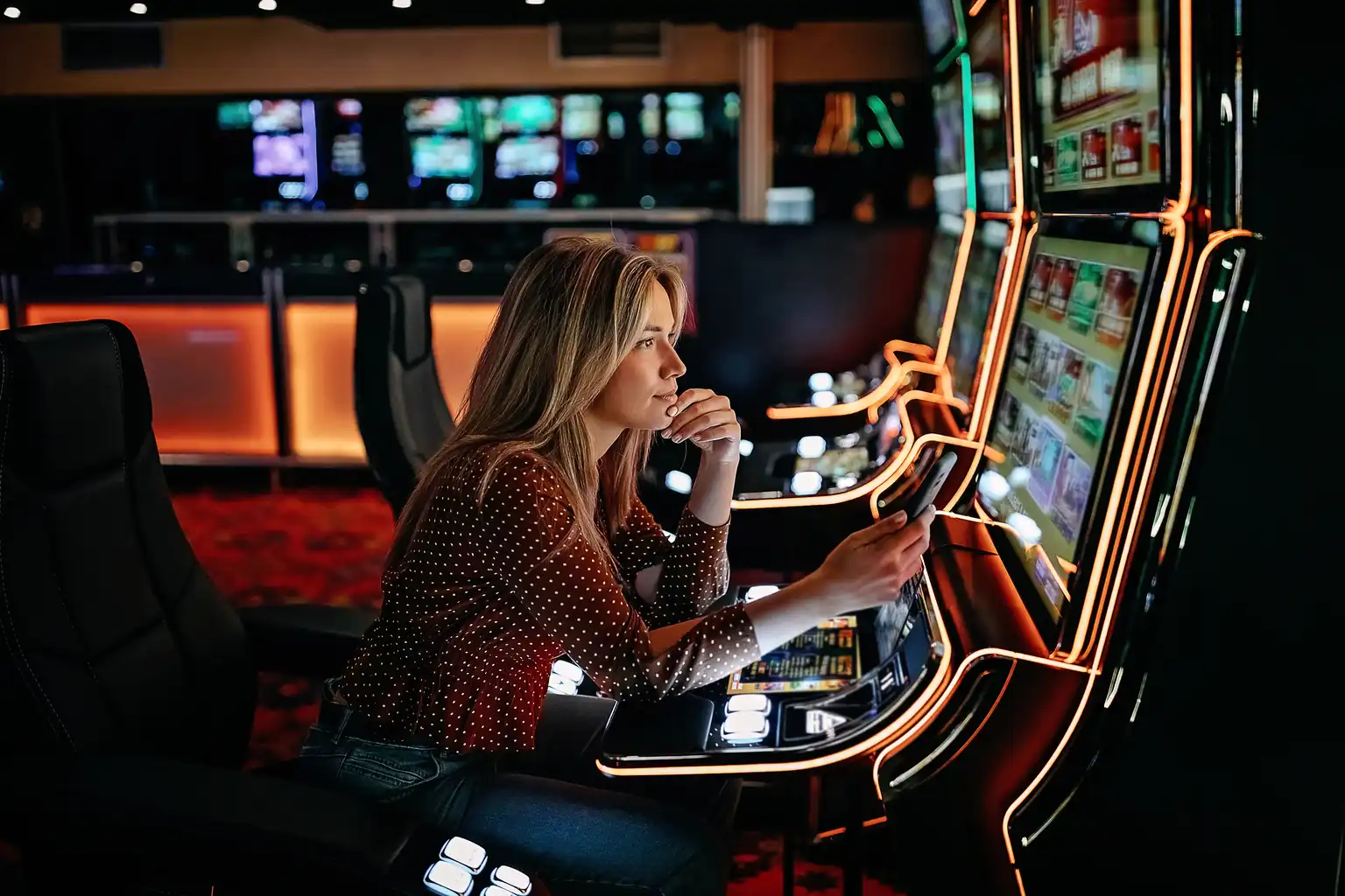 The Evolution of Gambling: How Technology and Communication Platforms like www.taktilcommunication.com are Changing the Game